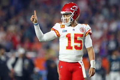 Chiefs restructure QB Patrick Mahomes’ contract to free salary cap space