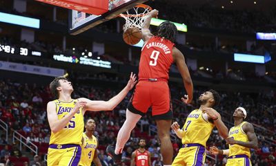 Darvin Ham laments Lakers’ lack of energy and aggression vs. Rockets