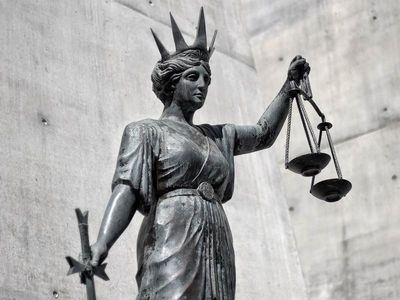 Murderer back in jail over 'planned' head-on crash