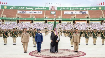 Saudi Defense Minister Sponsors Graduation of Military Academy Cadets