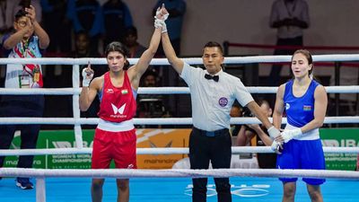 Nikhat Zareen starts off with a bang, storms into Women's World Boxing Championships second round