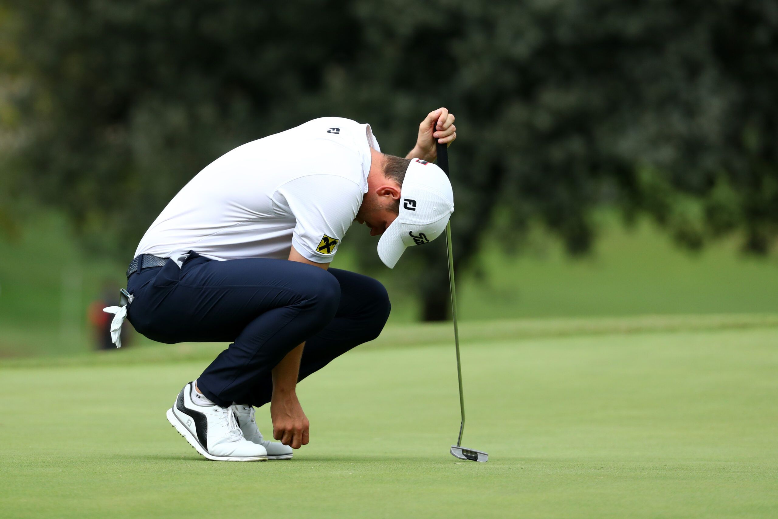 Six helpful tips golfers can use to prevent injuries