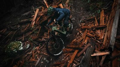 YT Industries Updates Decoy Range Of E-MTBs With Bigger Battery Option