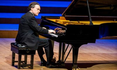 Evgeny Kissin review – phenomenal pianist revels in Rachmaninov