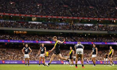 Dustin Martin makes his mark as AFL season opens with stalemate at the MCG