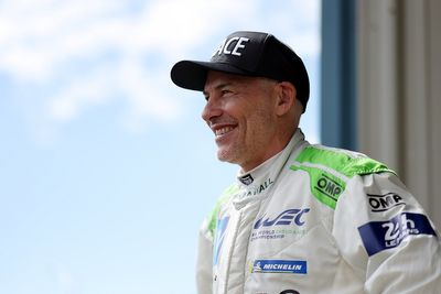 Villeneuve "not worried" about getting on pace in Vanwall at Sebring