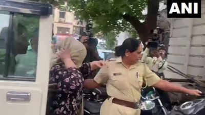 Mumbai Police arrests ‘designer’ Aniksha Jaisinghani for ‘blackmailing’ Amruta Fadnavis