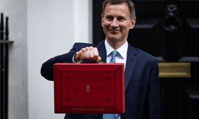 What is Jeremy Hunt’s pensions giveaway and who gains most?