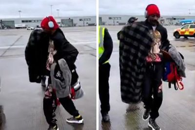 Watch Snoop Dogg dance to bagpipes on Glasgow Airport runway