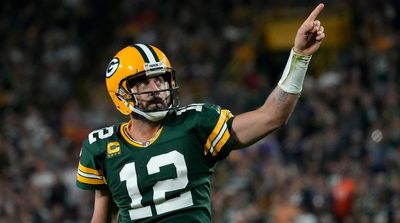 Report: Jets, Packers ’Not Close to Completing’ Rodgers Deal