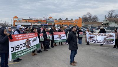 Little Village Discount Mall vendors demand time to relocate: ‘What’s at stake here is the livelihood of our community’