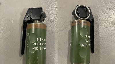 Queensland Police lose stun grenade in Townsville suburb after siege, issue public warning