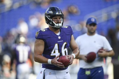 Ravens re-sign LS Nick Moore to two-year deal