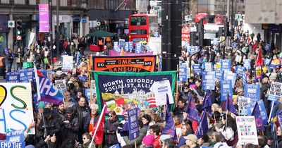 NHS workers in England to consider pay offer after unions back proposals