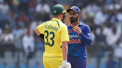 India defeats Australia in first ODI as batting collapse costs Aussies in Mumbai