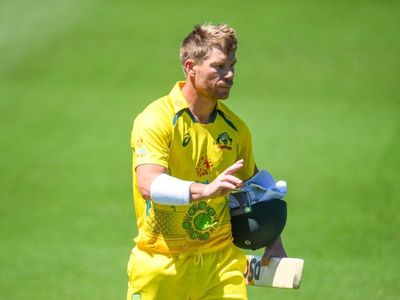 No Warner as Australia sent in to bat in ODI opener