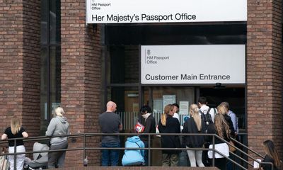 Passport Office workers across UK to strike for five weeks over pay