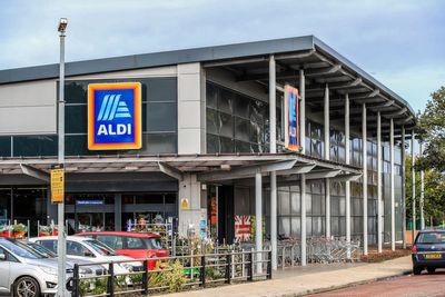 Aldi hands shopworkers another pay rise to £11.40 per hour