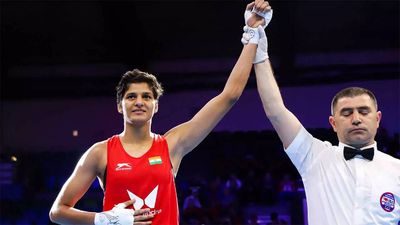 Jaismine, Shashi in pre-quarters; boxers from boycotting nations New Zealand and Netherlands compete at Worlds
