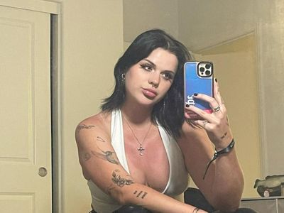 ‘They’re intimidated’: Meet the influencer who claims she’s too hot to date in viral TikTok video