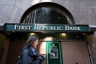 Wall Street giants move to rescue First Republic Bank