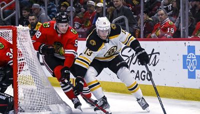 Blackhawks’ converted centers adjusting to different defensive-zone responsibilities