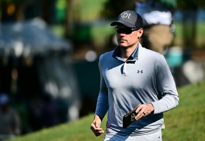 Schenk grabs PGA Valspar lead with Spieth lurking