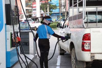Diesel to dip to 33.5 baht a litre next week