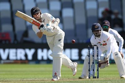 Williamson, Nicholls double tons put New Zealand on top in second Test