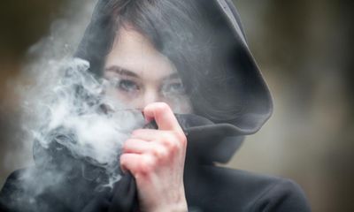 UK health expert raises alarm at vaping ‘epidemic’ among teenagers