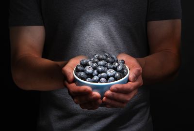 An inflammatory diet could be hurting your sleep. What foods to avoid (and which to indulge in)