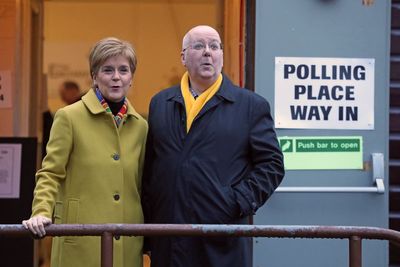 Nicola Sturgeon says it was right for her husband to resign as SNP chief executive