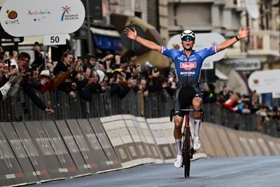 Mathieu van der Poel wins Milan-San Remo