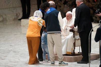 Pope promotes 'humanitarian corridors' for migrants