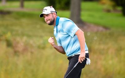 Marc Leishman two strokes up at LIV’s tournament in Arizona