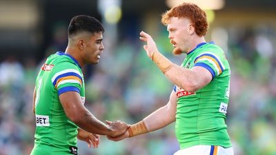 Canberra Raiders hold off Cronulla Sharks to post 24-20 NRL win, Canterbury Bulldogs defeat Wests Tigers 26-22