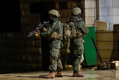 Gunman captured after attack on Israeli couple in West Bank town