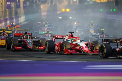 F2 Saudi Arabia: Vesti wins dramatic feature race after rivals spin out