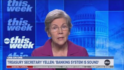 Warren calls for investigation into the Fed amid banking turmoil