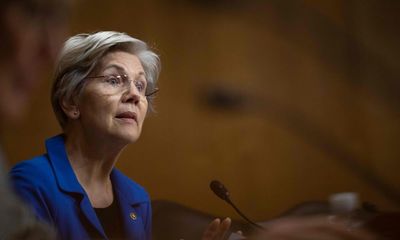 Elizabeth Warren says Fed chair ‘failed’ and calls for inquiry into bank collapse