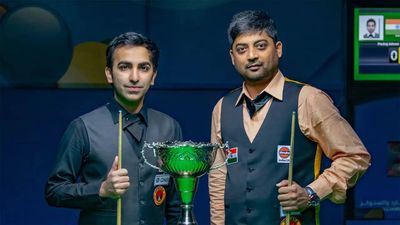 Pankaj Advani retains Asian Billiards title