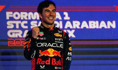 Sergio Pérez wins Saudi Arabia Grand Prix but Max Verstappen keeps title lead