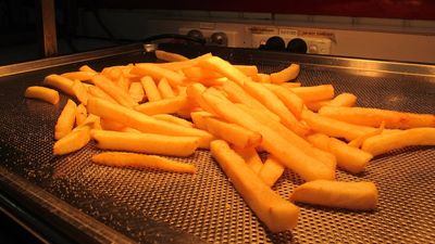 Hot chips set to return to menus as potato harvest gets underway