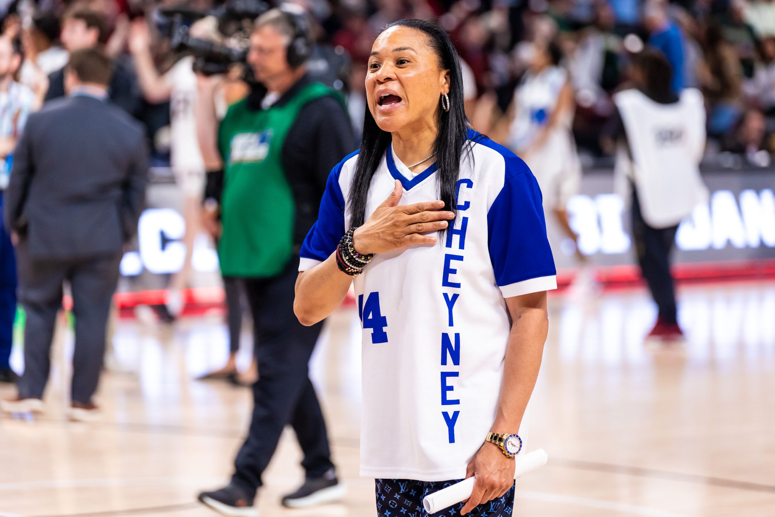 HBCU assistant pays homage to Dawn Staley, fallen player with outfit