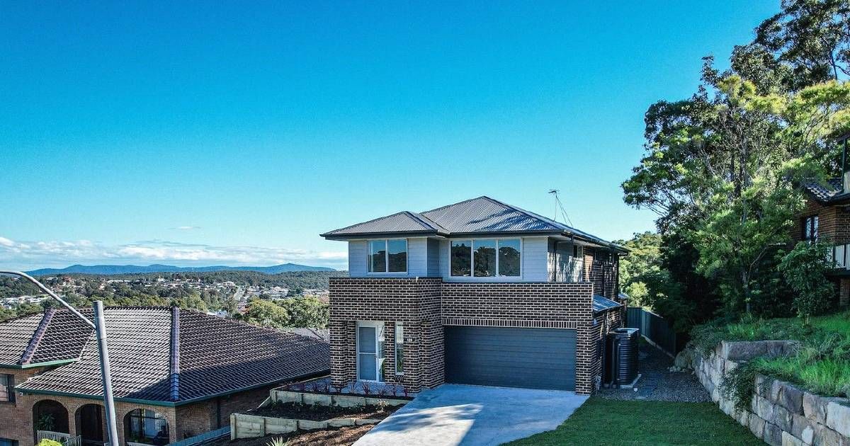 Under the hammer Elermore Vale home sells under…
