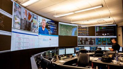 WEC Energy Group Improves Control Room View with Giant Curved Display