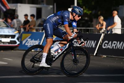 Cholet - Pays de la Loire: New Zealander Pithie wins first race of career