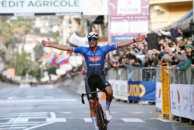 Mathieu van der Poel powers to Milan-San Remo victory with explosive Poggio attack