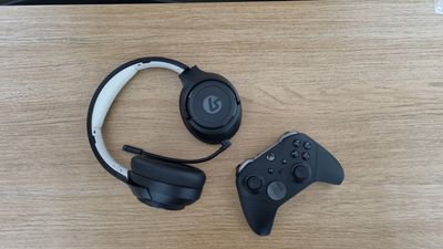 LucidSound LS100X Review: An average headset with an exceptional battery life