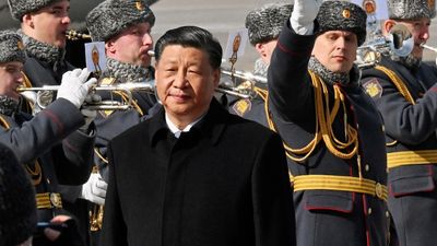 China's Xi Jinping lands in Moscow to meet Vladimir Putin, days after arrest warrant issued for Russian leader